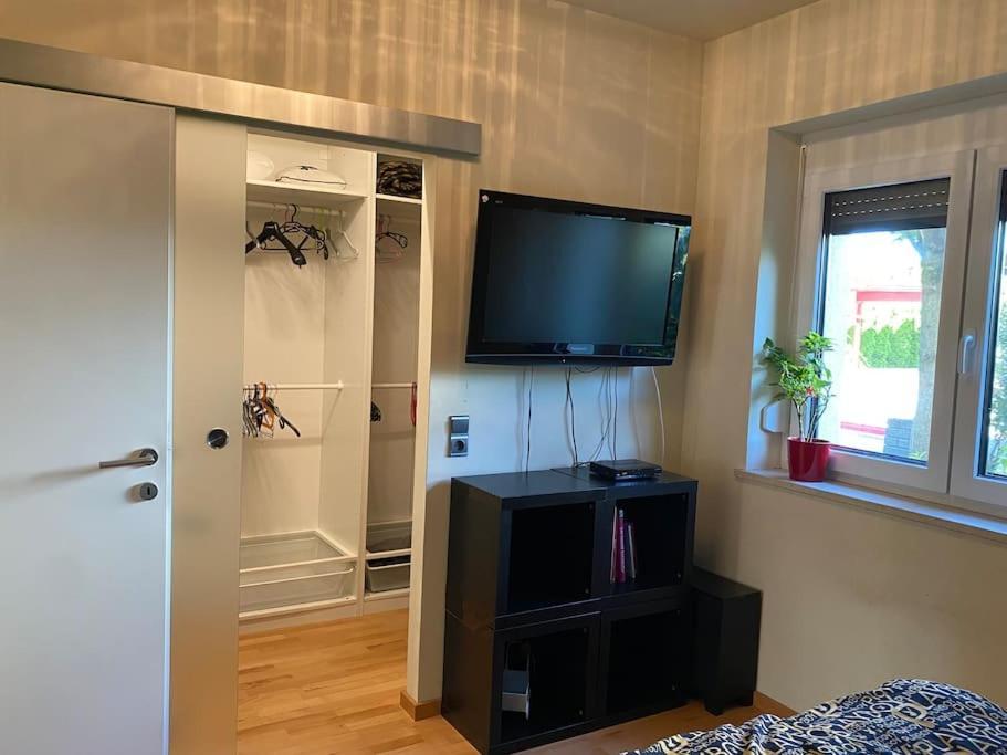 Vermiete Wunderschoenes Mit Garten In Woerthersee-naehe Apartment Klagenfurt am Wörthersee